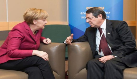 Almanya'dan Rumlara: Vetoyu unutun, müzakerelerin başlamasına odaklanın