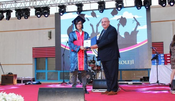 Kıbrıslı öğrenci Hasan Saygınel Oxford'a kabul edildi
