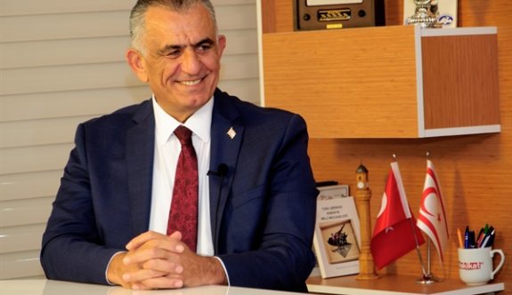 Çavuşoğlu, UBP Genel Başkanlığı’na adaylığını açıkladı