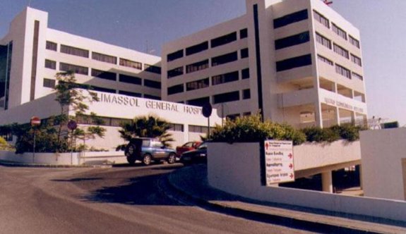 Limasol Hastanesi'nde koronavirüs alarmı
