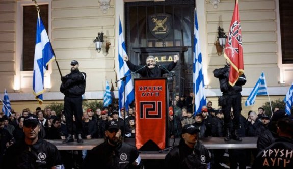 Yunanistan'da mahkeme aşırı sağcı Altın Şafak Partisi'nin 'suç örgütü' olduğuna karar verdi
