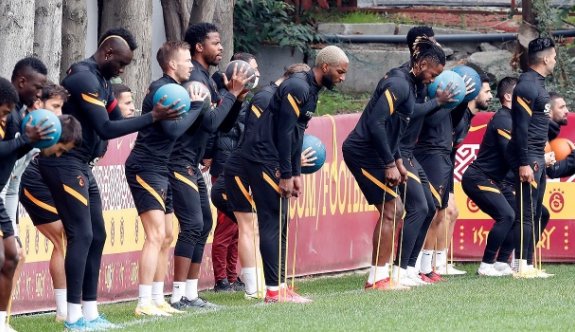Galatasaray’da savunma hattı sakata çıktı