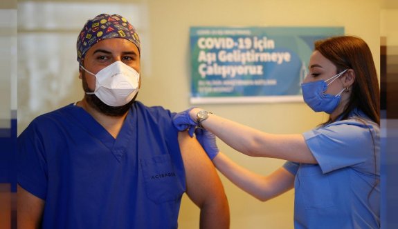 Türkiye’de aşı yaptıranların sayısı 2 milyonu geçti