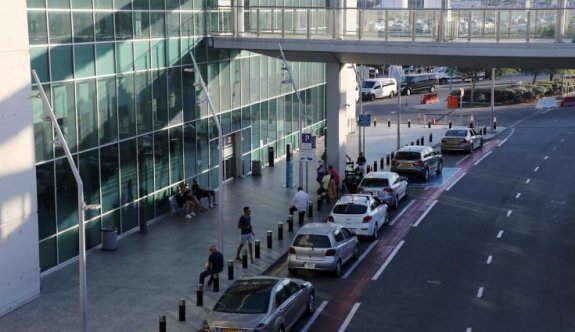 Türk hacker Larnaka havaalanı bilgisayar hizmet sistemine saldırdı