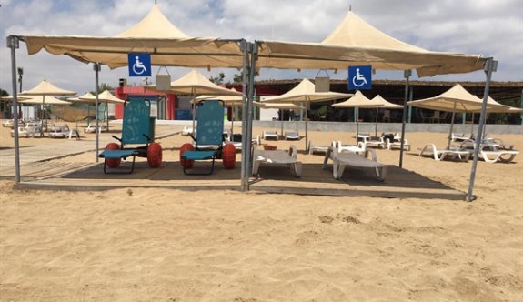 Bafra Halk Plajı, engelli dostu plaj olarak hizmette