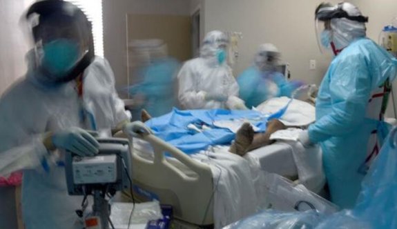 DSÖ: Salgında en az 115 bin sağlık çalışanı hayatını kaybetti
