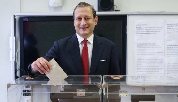 Galatasaray'ın yeni başkanı Burak Elmas