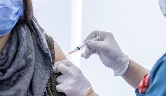 Güney Kıbrıs’ta nüfusun yüzde 56,5'i ilk doz aşısını oldu