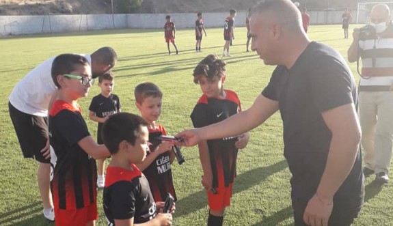Hamitköy Futbol Akademisi start verdi