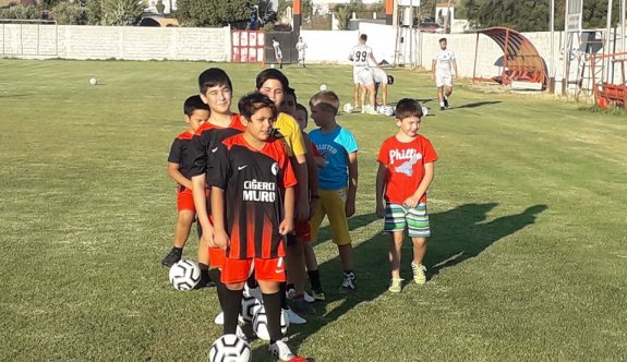 Hamitköy Futbol Akademisi büyüyor