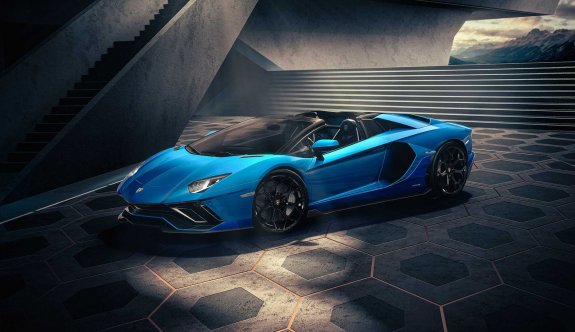 Lamborghini Aventador'ın veda busesi: Ultimae
