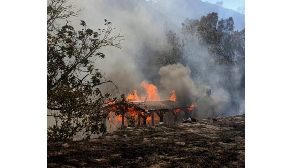 Baf'ın Skulli köyü yakınlarında büyük yangın