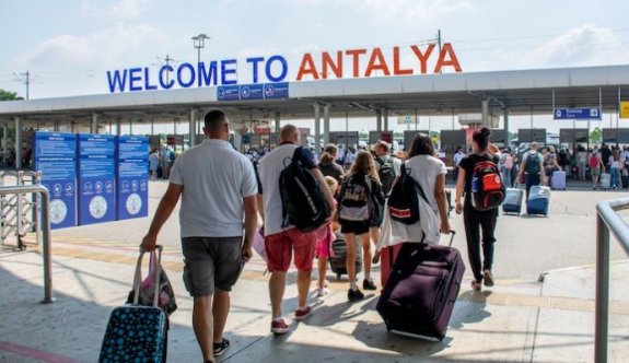 Türkiye turizmini Rus turistler kurtarıyor
