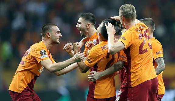 Galatasaray'dan  249 milyon  TL'lik  sponsorluk  anlaşması!