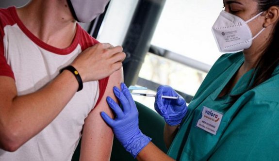 KKTC'nin yüzde 55.69’u her iki doz aşısını oldu