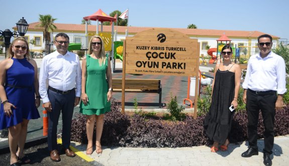 Kuzey Kıbrıs Turkcell’den, Akçay köyüne çocuk oyun parkı!