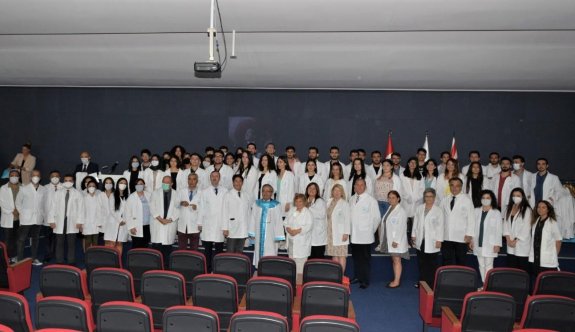 Girne Üniversitesi’nde beyaz önlük heyecanı