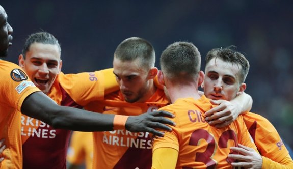 Galatasaray  gruptan çıkmayı garantiledi