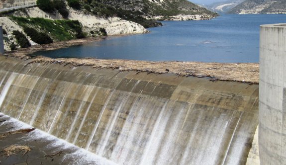Güney'deki barajlardaki su oranı yarıya düştü