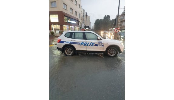 Lefkoşa'da birçok yol trafiğe kapatıldı