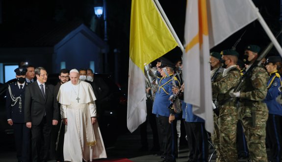 Papa Francis Güney Kıbrıs'ta