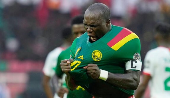 Afrika Kupası Aboubakar şovla başladı