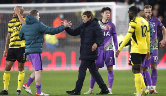 Antonio Conte Tottenham tarihine geçti