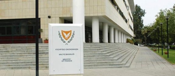 Güney Kıbrıs'ın kamu borcu 24 milyar Euro'yu aştı