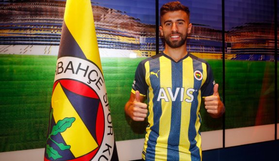 Rossi 3 yıl daha Fenerbahçe'de