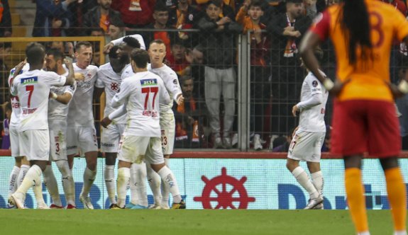 Galatasaray evinde kayıp
