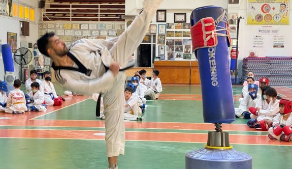 Taekwondocular 19 Mayıs’ta yarıştılar
