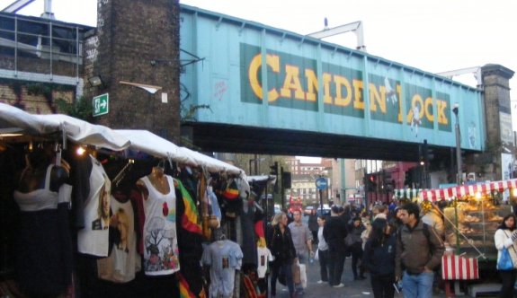 Londra'nın tarihi Camden Pazarı, satılığa çıkarıldı