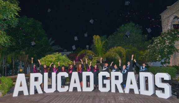 ARUCAD ilk mezunlarını uğurladı