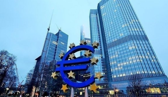 Avrupa Merkez Bankası 11 yıl sonra faiz artırdı