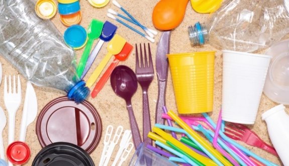 Tek kullanımlık plastikler 1 Ekim itibarıyla Güney Kıbrıs'ta yasaklanıyor