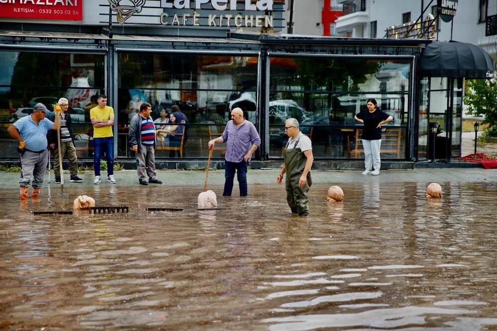 Türkiye'de sel alarmı