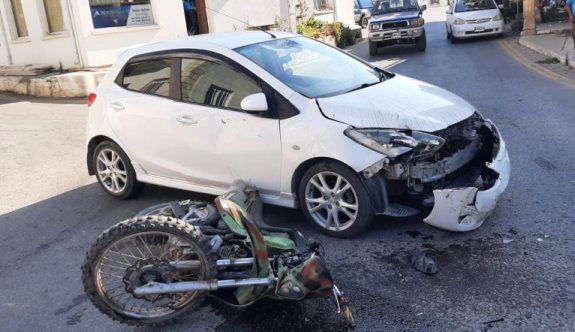 Yenierenköy'de motosiklet kazalarında 2 kişi yaralı