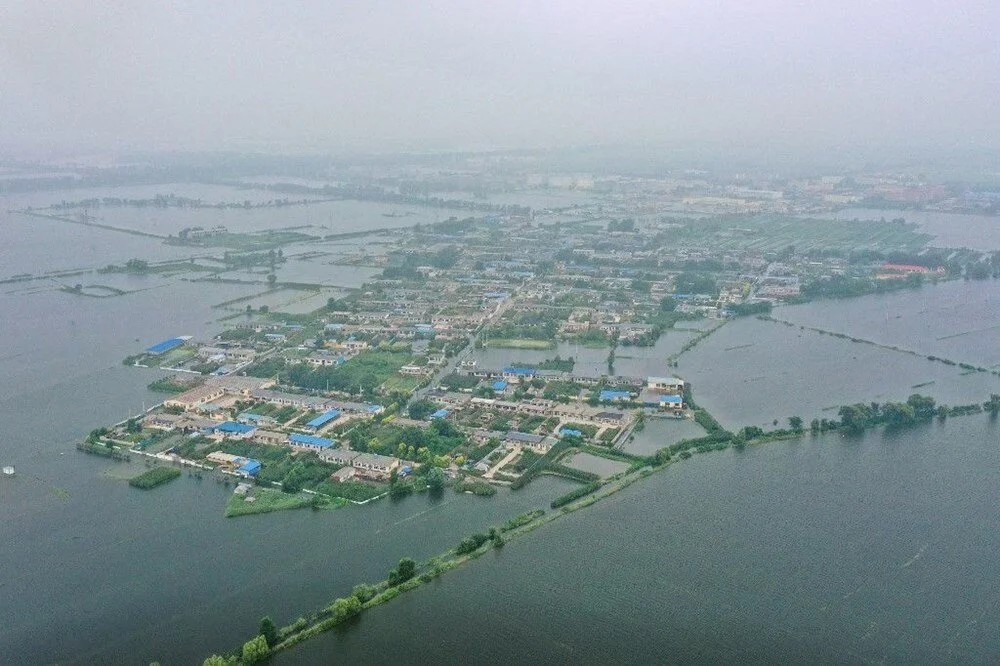 Çin'de sel 16 kişi can aldı, 36 kişi de kayıp