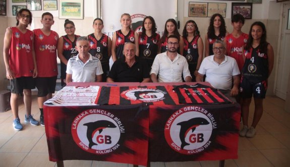 İmzalar "Ceasar Projects Larnaka Gençler Birliği" için atıldı