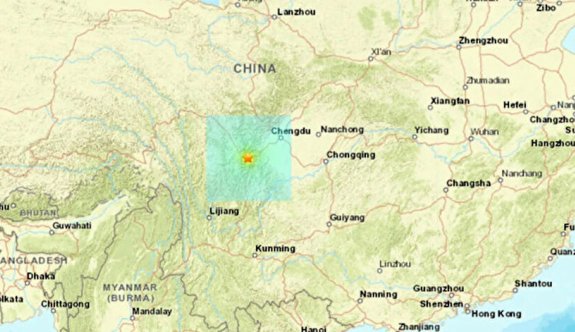 Çin'de 6.8 büyüklüğünde deprem |