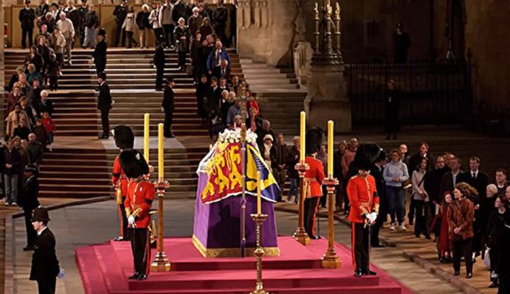 Kraliçe Elizabeth'in cenaze töreni başladı