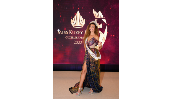 Miss Kuzey Kıbrıs Azra Kızılbora