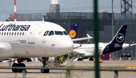 Almanya’da Tahran’dan gelen uçakta ceset paniği
