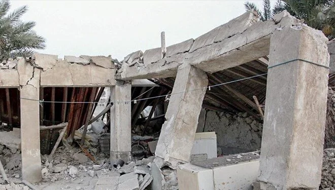 İran'daki depremde yaralı sayısı 1127'ye yükseldi