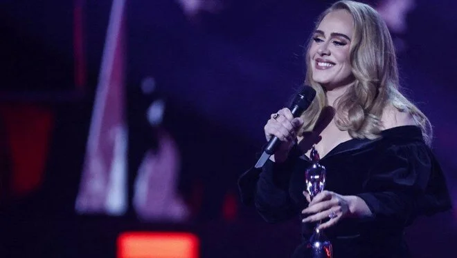 Adele sesini 9 milyon liralık teknolojiyle koruyacak