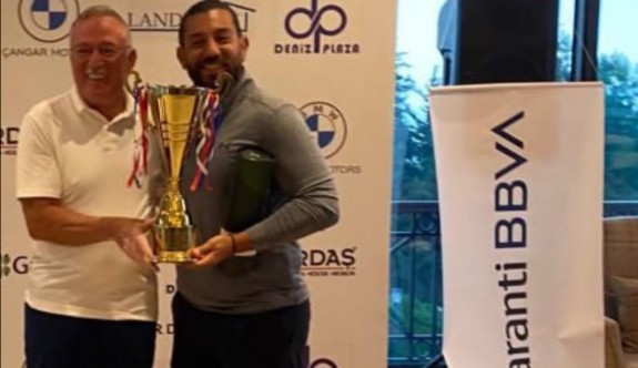 Cumhuriyet Kupası Şampiyonları Ela Karaatmaca ve Derviş Sam