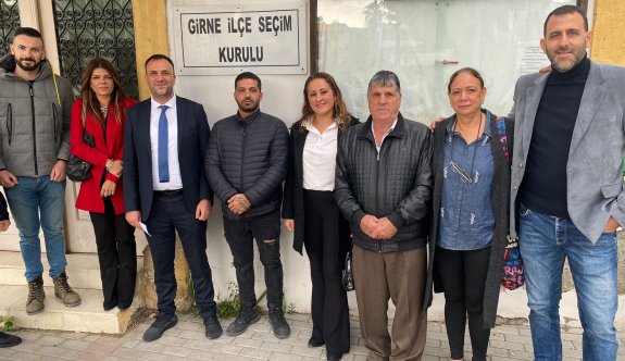 Girne Bağımsız Belediye Başkan adayı Zeki Çeler adaylık başvurusunu yaptı