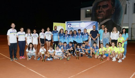 Güven Sigorta Takımlar Arası 12 Yaş Tenis Ligi Şampiyonu GMBTK