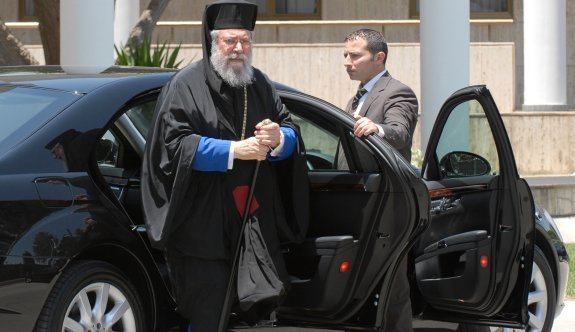 Rum Ortodoks Kilisesi Başpiskoposu II. Hrisostomos hayatını kaybetti