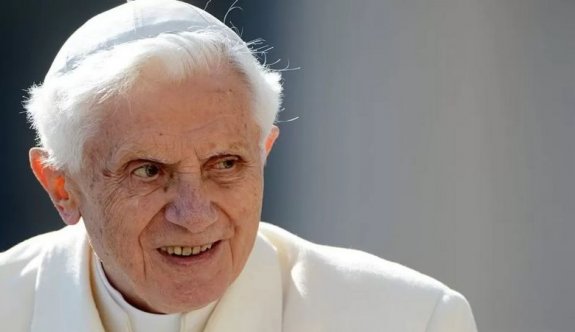Eski Papa 16. Benedictus 95 yaşında öldü
